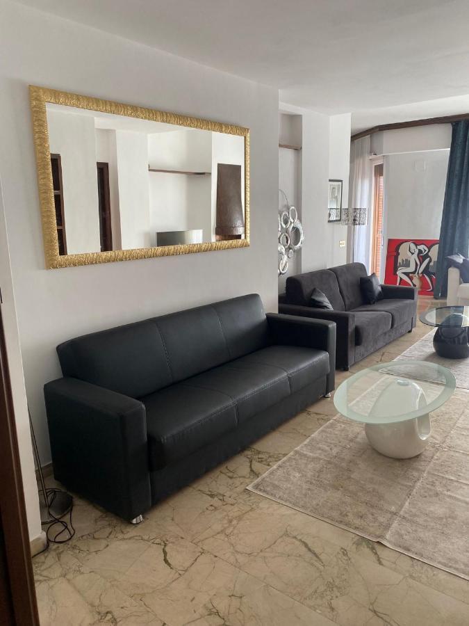 Eur Centro Lux Apartment Con Camino Roma Exterior foto